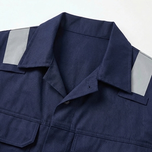 เสื้อแจ็คเก็ตสะท้อนแสงสำหรับงานหนัก พร้อมแถบสะท้อนแสงที่อกและแขนเสื้อ สำหรับงานอุตสาหกรรม รับผลิตแบบ OEM / แบรนด์ส่วนตัว - Product Image 4