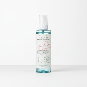 Gel Limpiador Equilibrante de Quinoa de un Solo Paso - Product Image 1