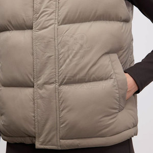 Gilet de sport léger et tendance pour femmes avec tissu respirant et style actif confortable pour tous les jours - Product Image 6