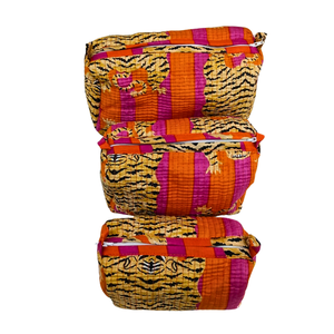 Juego de 3 bolsas de cosméticos/neceser con estampado de rayas de tigre en negrita-naranja y fucsia - Product Image 2