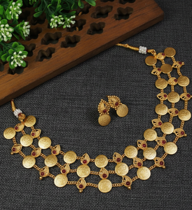 Parure de bijoux de temple plaquée or style Bollywood, faite à la main, avec pierres vertes émeraude, colliers de mariée traditionnels pour femmes - Product Image 6