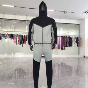 Ensemble de survêtement de sport d'hiver unisexe personnalisé avec logo imprimé, deux pièces, en polaire technique, sweat à capuche zippé et pantalon de jogging pour adulte - Product Image 4