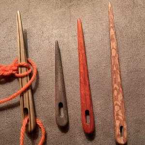 Aguja de coser de cuerno de búfalo hecha a mano de 1 mm de grosor, accesorio de costura de cuerno natural duradero para manualidades, tejido a mano, estilo sencillo - Product Image 2