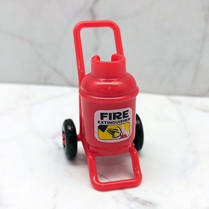 Carro de paisaje en miniatura, extintor de incendios, muebles de ABS, juguete para decoración de casa de muñecas, configuración de escena - Product Image 4