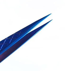 Ensemble de pinces à cils professionnelles personnalisées pour extensions de cils, en acier inoxydable, pointe lisse, prise ferme, volume accru, logo personnalisé - Product Image 1