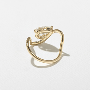 Pear Cut 1.75CT CVD Lab Grown Wave Diamond <b>Ring</b> With <b>Plain</b> Curved Band EF Color VVS2 Bypass Engagement <b>Ring</b> in 14K Solid Gold - Product Image 2