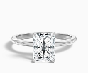 Bague de fiançailles et de mariage en moissanite taille radiant sertie griffe en argent sterling 925 plaqué or blanc, luxueuse, délicate et minimaliste - Product Image 1