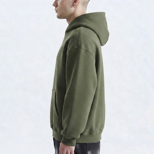 Sweat à capuche épais pour homme moderne, chaud et confortable, idéal pour les tenues décontractées, les voyages et la saison hivernale - Product Image 3