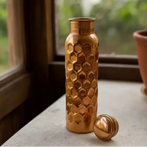 Botella Deportiva de Metal de Cobre, Color Personalizable, Logotipo Personalizable, Ecológica, Tapa Anticorrosión, Promocional - Product Image 1