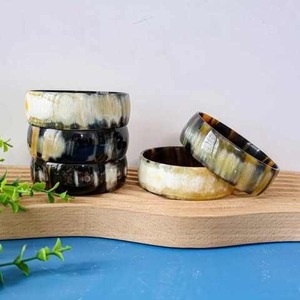 Pulsera de Cuerno de Búfalo Hecha a Mano para Mujer, Brazalete de Hueso de Alta Calidad, en Oferta - Product Image 3