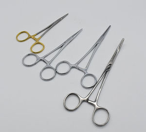 ชุดเครื่องมือผ่าตัด Grip Surgical SET 7 คีมจับหลอดเลือดโค้งแบบเยอรมัน ผลิตจากเหล็กกล้าไร้สนิมคุณภาพสูง ใช้งานด้วยมือ นำกลับมาใช้ใหม่ได้ รุ่น GS-DF-0010 - Product Image 1