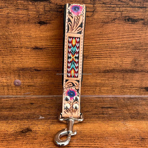 Laisse OEM de haute qualité pour animaux de compagnie en cuir de vache poignée courte pour le contrôle laisse de chien mains libres de concepteur réglable - Product Image 2