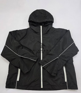 Ensemble de survêtement streetwear coupe-vent léger imprimé sur mesure avec short d'hiver et pantalon en coton - Product Image 1
