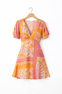 Robe décontractée pour femmes en polyester imprimé, col en V, fabriquée par le fabricant - Product Image 2