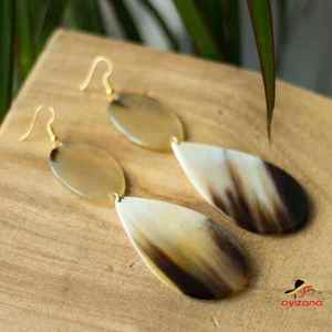 Boucles d'oreilles pendantes artisanales en corne de taureau, motifs sculptés, vente en gros, bijoux sculptés tribaux, AL MALIK CRAFT - Product Image 3