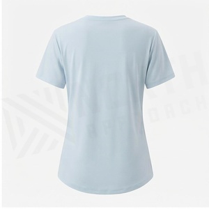Camiseta Deportiva de Manga Corta con Cuello Redondo en Azul Claro, Estilo Nórdico, 100% Poliéster, Transpirable, Color Sólido, para Mujer - Product Image 2