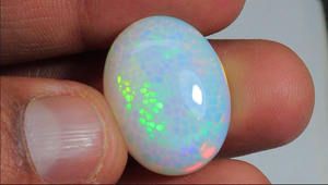 23.90 ct Ópalo Etíope en forma de panal, Gema suelta ovalada - Gemas de ópalo cabujón con efecto piel de serpiente - Piedra natural lisa con juego de fuego - Product Image 2