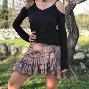 Minifalda con Volantes |   Falda de Hada Élfica |   Falda Bohemia con Cinturón y Capas |   Ropa Estilo Gitano para Mujer para Festivales - Product Image 1