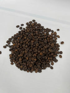 Café en grains torréfiés Robusta de Capital Coffee à prix avantageux, en provenance du DakLak au Vietnam, traitement naturel, goût fort, amer et neutre - Product Image 6