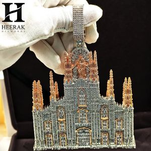 Collar con Colgante de Edificio de Iglesia Catedral Estilo Hip Hop Personalizado, con Incrustaciones de Moissanita de Corte Baguette Bicolor y Dije de Castillo - Product Image 2