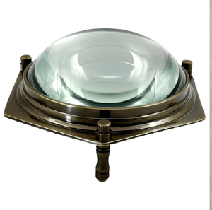 Lupa de latón con forma de tortuga, con tallado detallado en la carcasa, disponible a precios de mayorista para decoración del hogar. - Product Image 3