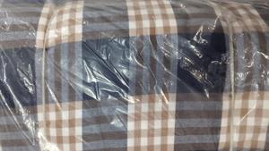 Tissu écologique à carreaux écossais (tartan) pour la production de vêtements et textiles durables, disponible en gros. - Product Image 4