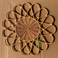 Nouvelle Arrivée Tendance Chaude Plaques De Chargeur En Rotin Boho Napperon En Rotin OEM Offre Spéciale Napperon Plaque De Chargeur En Osier Du Vietnam