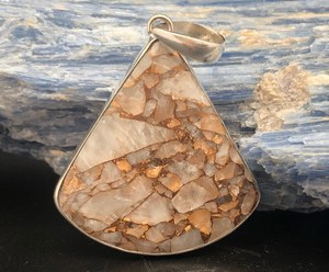 Pendentif triangulaire en calcite de cuivre, en argent sterling 925, fait main, pierre précieuse naturelle, bijou statement, cadeau - Product Image 5