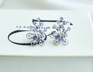 Pendientes de Plata de Ley 925 con Tanzanita Natural Azure Meadow, Diseño Floral en Racimo Marquise - Product Image 4