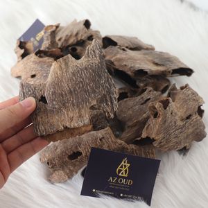 Bois d'agar naturel de qualité supérieure Royal Aroma, copeaux de bois d'oud à combustion longue, parfum sucré et fumé du Vietnam, prix de gros - Product Image 6