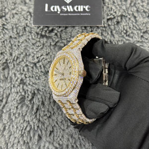 Reloj de Lujo para Hombre, de Acero Inoxidable con Incrustaciones de Diamantes, Cristal VVS Moissanite, Resistente al Agua 10m, 42mm, Cuarzo, Elegante - Product Image 2