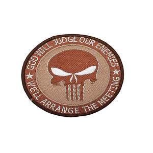 Parches Bordados Personalizados con Diseño Moderno, Insignias 2D y 3D de PVC sobre Fieltro, Parches Triangulares y en Forma de Corazón para Gorras - Product Image 4