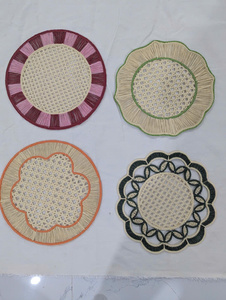Ensemble de sets de table et de sous-plats festonnés faits main en forme de fleur pour la décoration de table à manger, Fabricant vietnamien OEM - Product Image 6
