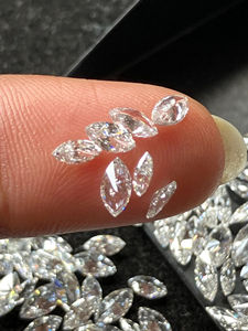 Diamant synthétique de qualité supérieure, taille marquise, 3,50 x 1,75 mm, couleur D, fantaisie, cultivé en laboratoire, diamant non monté |   pour la fabrication de bijoux |   Service de fabrication d'échantillons - Product Image 4