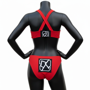 ชุดบิกินี่ผ้าโพลีเอสเตอร์ผสมสแปนเด็กซ์สุดหรู สีแดงดำ เนื้อผ้านุ่มยืดหยุ่น พร้อมแผ่นโลโก้ปัก และโลโก้แบบรีดร้อน สำหรับผู้หญิง - Product Image 2