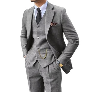 Nouveau Costume de Mariage Élégant et Tendance pour Hommes d'Affaires avec Logo Personnalisé – Prix Abordable – Costume de Cérémonie Simple Boutonnage (Veste et Pantalon) - Product Image 1