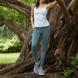 Custom Women's Gym Leggings Quick Dry Activewear for Running and Training Activities - Product Image 6