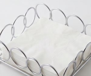 Porte-serviettes en fer massif avec finition argentée de qualité supérieure, parfait pour une table élégante et l'organisation des serviettes en papier. - Product Image 5