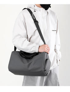 Bolsa de Viaje Resistente para Ropa, Gran Capacidad, Convertible en Bolsa de Lona para Trajes, Multifuncional, para Fin de Semana o Viajes Cortos - Product Image 3