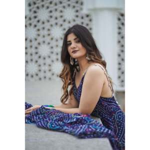 ชุดสูทนีลาบลูแบนเดจ ไซส์ XS ชุดอินเดียแบบดั้งเดิมสุดหรู - Product Image 5