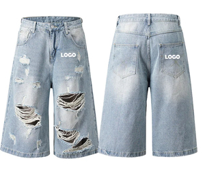 Shorts Bermuda déchirés pour hommes, bleu clair, denim délavé, style streetwear décontracté, fermeture boutonnée, 100% coton, écologique - Product Image 1