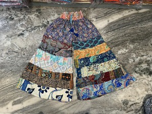 Pantalon palazzo en patchwork de soie de sari recyclée, style bohème, à jambes larges, été, écologique, séchage rapide, respirant, taille haute - Product Image 4