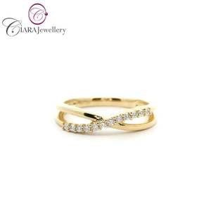 CLASSIC 18K AU750 SOILD WHITE or YELLOW GOLD NATURAL CLAW <b>SET</b> DIAMOND CROSS LADY <b>RING</b> - Product Image 1