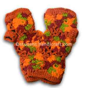 Chauffe-pieds tricotés à la main avec un motif de fleurs colorées - Product Image 3