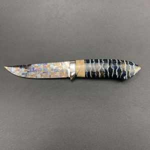 Cuchillo de Camping Fijo con Hoja de Damasco Hecha a Mano y Mango de Acero Inoxidable, Personalizable OEM para Caza y Exhibición - Product Image 3