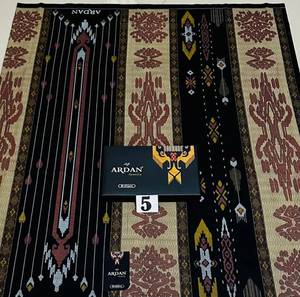 Sarong Indonesio Ardan Brilliant para Hombre, Transpirable, de Rayón, Hecho a Mano, Elegante, con Patrón Sólido - Product Image 5
