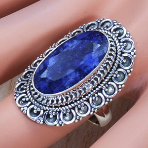 Bague ovale personnalisée en argent sterling 925 avec corindon et saphir, fabrication OEM ODM, marque privée, vente en gros - Product Image 1