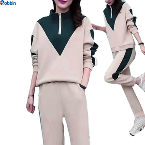 Customized Women Solid <b>Velvet</b> Winter Tracksuit Set Custom Logo Reversible Design Eco-Friendly 100% Cotton Plus Size 2-Piece Hip - Product Image 4