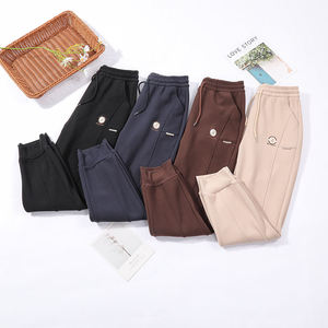 Pantalon de survêtement évasé personnalisé, ample, élégant et tendance pour femme, coupe droite, jambe large, longueur intégrale, avec empiècements latéraux, OEM - Product Image 5