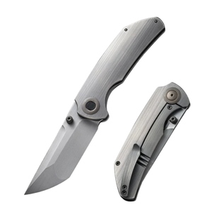 Couteaux pliants avec structure compacte et portable et lame en acier tranchante pour le camping en plein air, la randonnée, la pêche et les usages généraux - Product Image 1